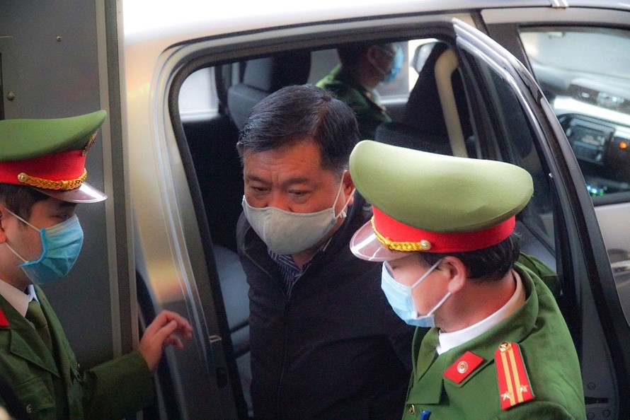 Bị cáo Đinh La Thăng tại tòa án Hà Nội.