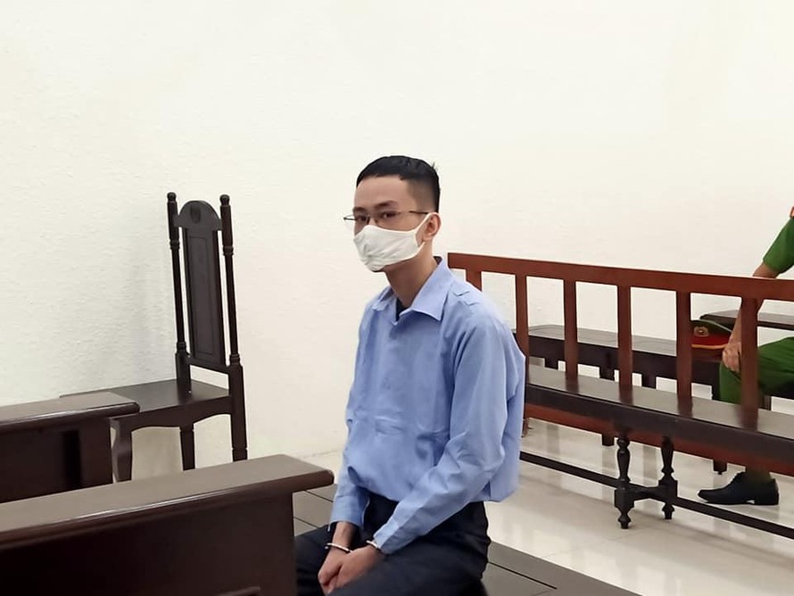 Bị cáo Trần Hoàng Minh tại tòa.