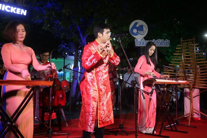 TPHCM tổ chức chương trình ca nhạc chào mừng Đại hội XIII 