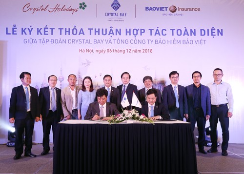 Lễ ký kết Thỏa thuận Hợp tác toàn diện giữa Tập đoàn Crystal Bay và Tổng công ty Bảo hiểm Bảo Việt