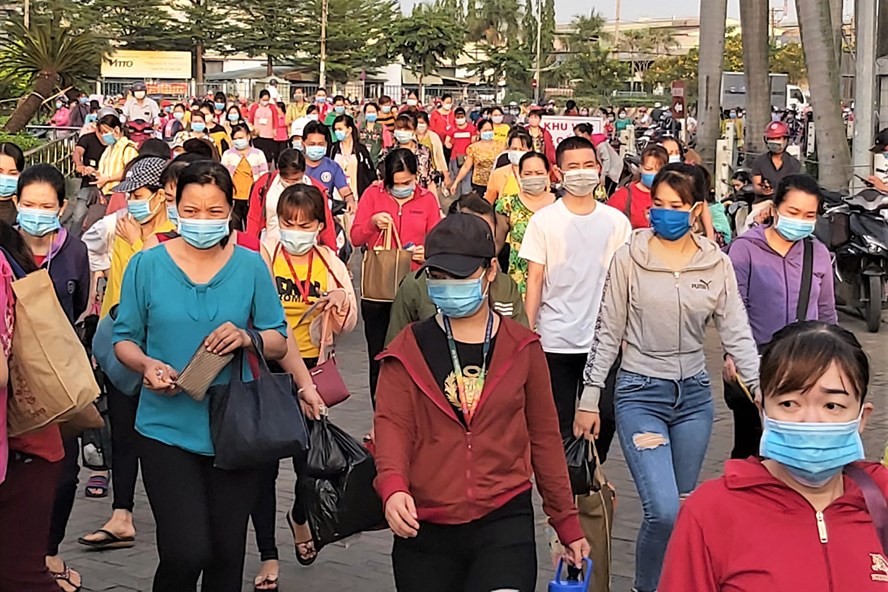 Do ảnh hưởng của đại dịch COVID-19, công ty PouYuen (quận Bình Tân, TP.HCM) phải chấm dứt HĐLĐ với gần 2.800 công nhân 