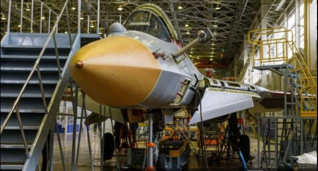 Nga đang phát triển phiên bản 'rút gọn' tiêm kích Su-57