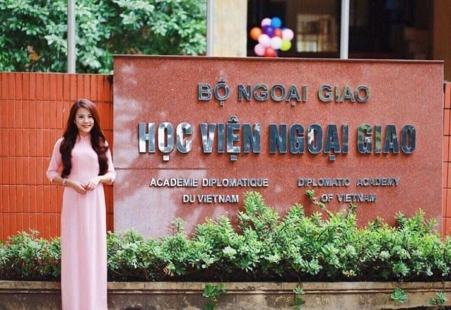 Sinh viên Học viện Ngoại giao Việt Nam.