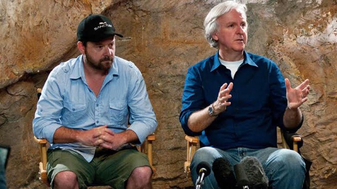 Đạo diễn Alister Grierson (trái) và cha đẻ “Avatar” từng hợp tác làm phim thảm họa