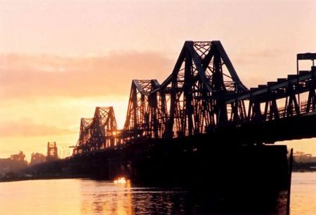 Cầu Long Biên đã hơn 100 tuổi