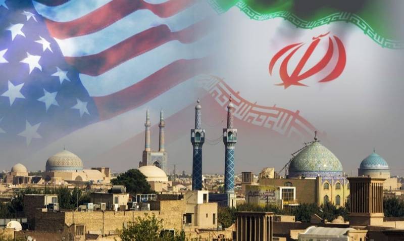 Mỹ xem xét trừng phạt Iran
