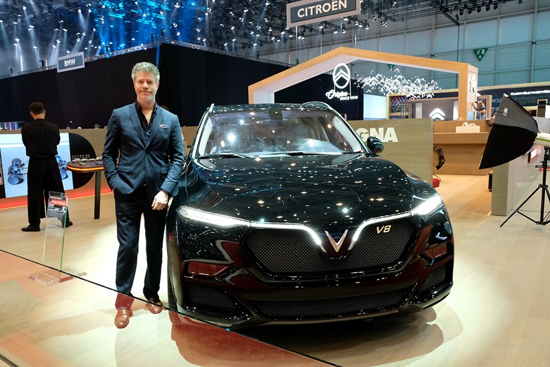 Magna Steyr - đối tác của VinFast - đã mang phiên bản đặc biệt của VinFast Lux có tên gọi Lux V8 đến triển lãm Geneva Motor Show.