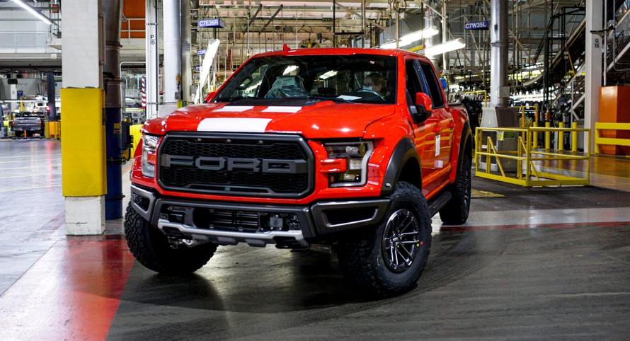 Ford đóng cửa hai nhà máy ở Mỹ