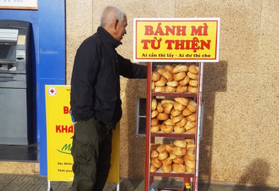 Tủ bánh mì miễn phí ở Đà Lạt