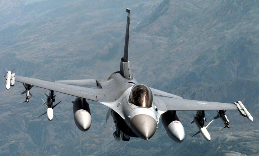 Mỹ gửi thêm chiến đấu cơ F-16 tới Hàn Quốc