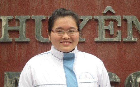 Phạm Thị Yến Ngọc, lớp 11 chuyên Sinh, Trường THPT chuyên Lam Sơn vừa giành giải nhất trong kì thi học sinh giỏi quốc gia môn Sinh học lớp 12 năm học 2013- 2014. Ảnh: Nhân vật cung cấp.