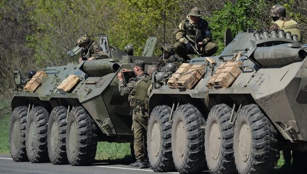 Moscow nói xe bọc thép Ukraine vượt biên giới vào Nga