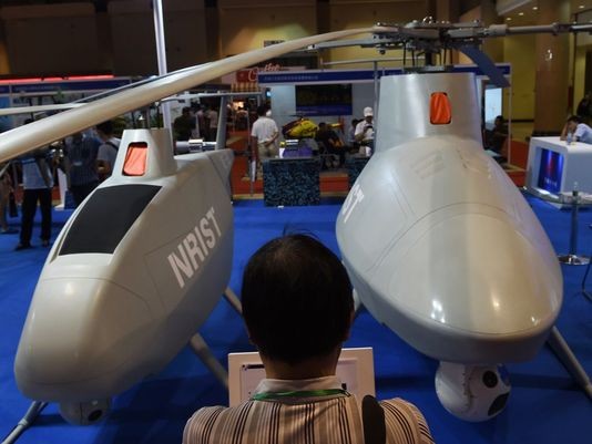 Vì sao Trung Quốc vội hạn chế xuất khẩu UAV, siêu máy tính?