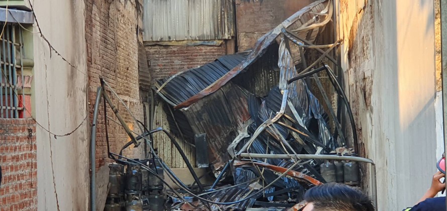 Ngôi nhà ở Hải Phòng bị thiêu rụi sau tiếng nổ lớn