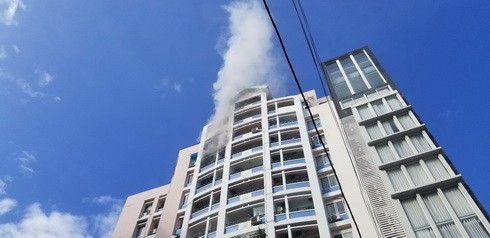 Cháy chung cư 16 tầng giữa trung tâm TP Nha Trang
