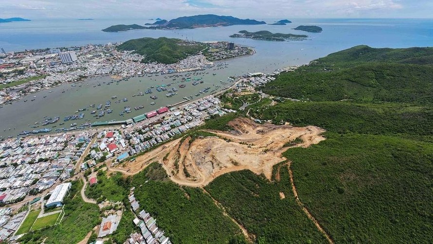 Dân bất an khi dự án đô thị hướng biển Nha Trang nổ mìn liên tục 