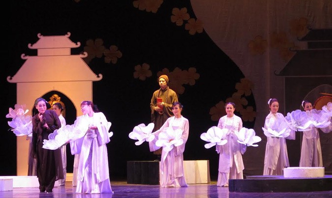 Vở cải lương Cung phi Điểm Bích của Nhà hát Cải lương Việt Nam diễn tối 4/5 tại Nhà hát Lớn. Ảnh: Nguyên Khánh.