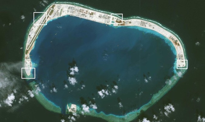 Ảnh vệ tinh chụp đá Vành Khăn cho thấy các cơ sở quân sự mà Trung Quốc đã lắp đặt. Ảnh: Getty Images.