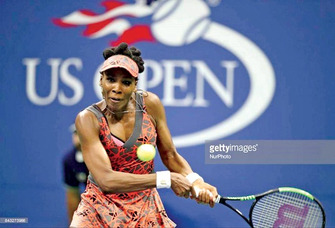 Venus Williams thẳng tiến vào bán kết Grand Slam cuối cùng trong năm ở tuổi 37. Ảnh: GETTY IMAGES.