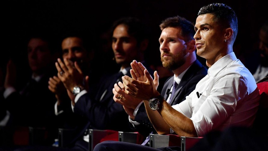 Cựu sao Real Madrid: Ronaldo chỉ giỏi, còn Messi mới là phi thường