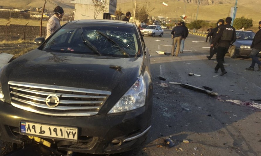 Chiếc xe chở ông Fakhrizadeh lỗ chỗ vết đạn