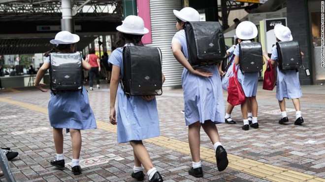 Ngày càng nhiều học sinh Nhật tìm đến cái chết vì nhiều lý do. Ảnh: CNN