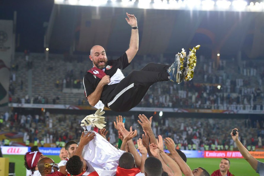 HLV Felix Sanchez có thể mất việc cho dù giúp Qatar vô địch Asian Cup 2019