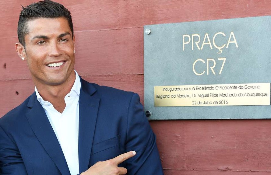 Ronaldo không chuyển khách sạn thành bệnh viện dã chiến.