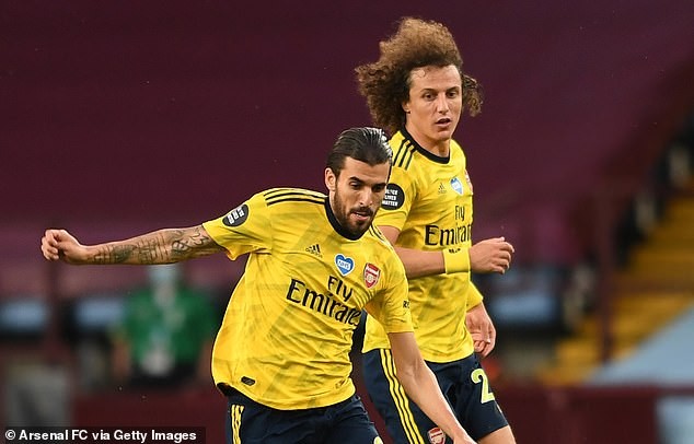 David Luiz và Dani Ceballos khiến Arsenal chịu thêm rắc rối.