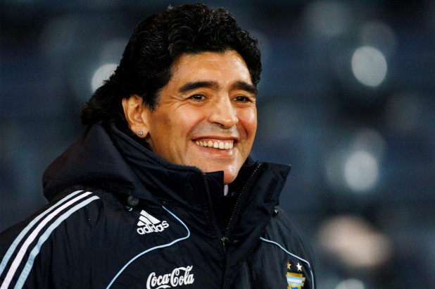 Vì sao thi hài của Maradona không được hỏa táng?