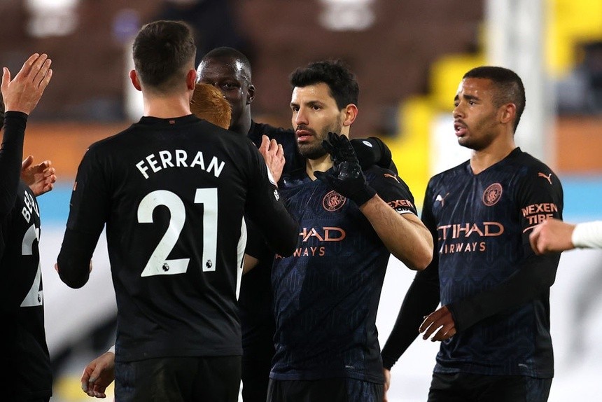 Aguero 'khai nòng', Man City thắng đậm Fulham