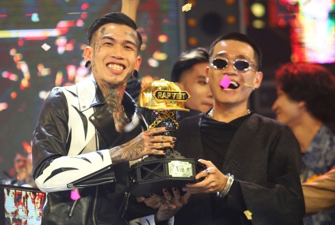 HLV Karik 'khóc vì hối hận' với GDucky tại Chung kết Rap Việt