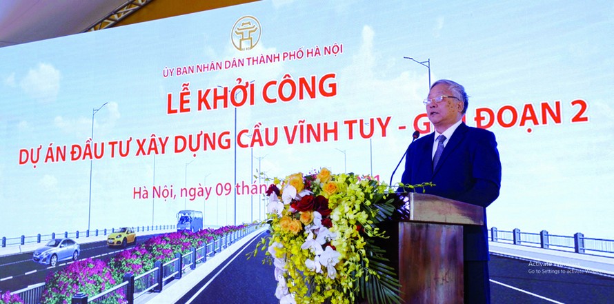 ​Chủ tịch HĐQT Tổng Công ty CP VINACONEX phát biểu tại Lễ khởi công cầu Vĩnh Tuy Giai đoạn 2 ​