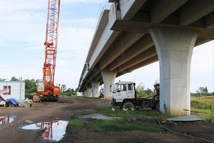 Ðiểm đầu dự án cao tốc Trung Lương - Mỹ Thuận tại huyện Châu Thành, tỉnh Tiền Giang, tiếp nối cao tốc TPHCM - Trung Lương