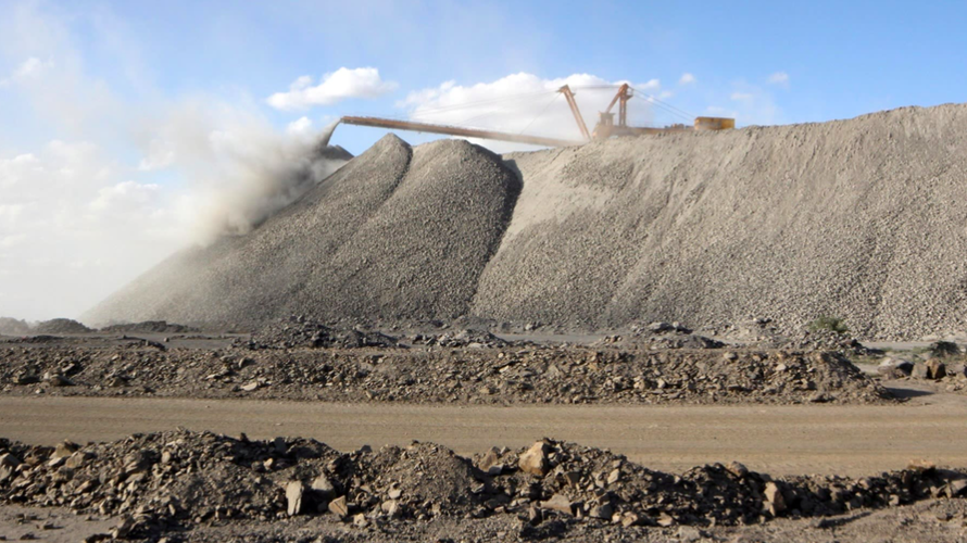 Một khu mỏ khai thác đất hiếm ở vùng Nội Mông, Trung Quốc Ảnh: Reuters 