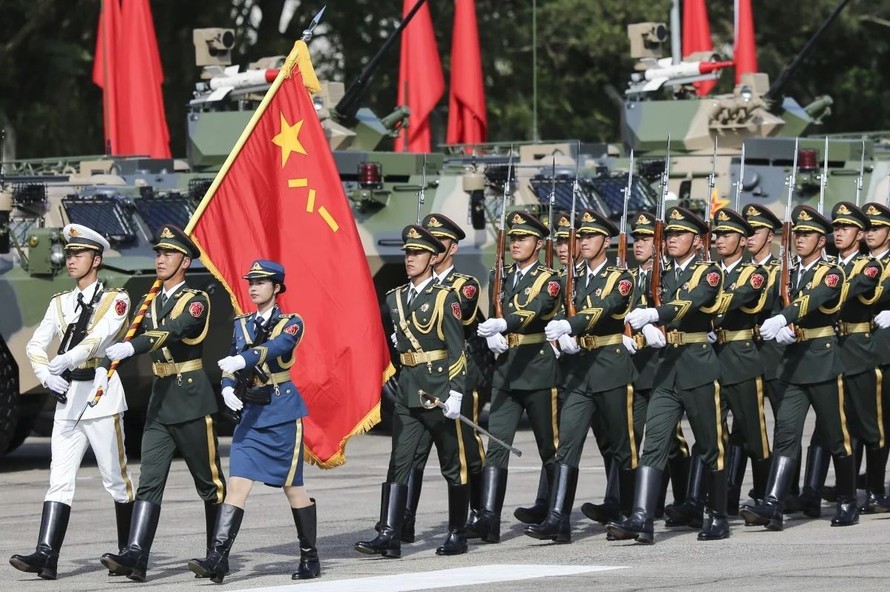 Quân đội Trung Quốc tuyên bố quân đồn trú Hong Kong sẽ kiên quyết bảo vệ an ninh và chủ quyền quốc gia Ảnh: Sam Tsang/SCMP