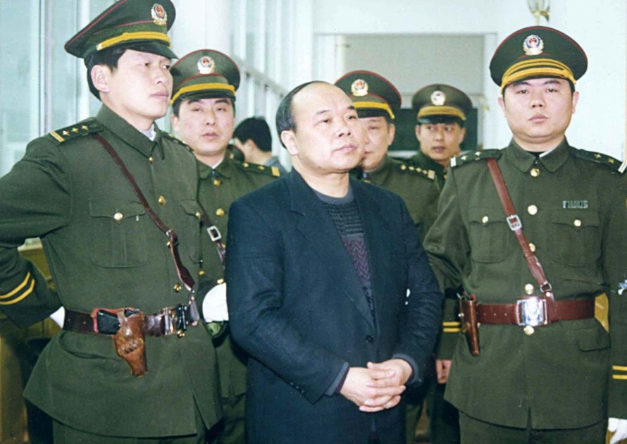 Phó tỉnh trưởng Giang Tây Hồ Trường Thanh nhận án tử hình năm 2000