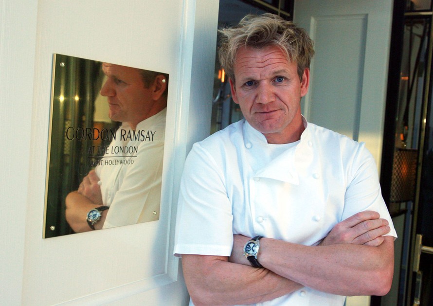 Siêu đầu bếp Gordon Ramsay tìm kiếm bạn đồng hành du lịch vòng quanh thế giới
