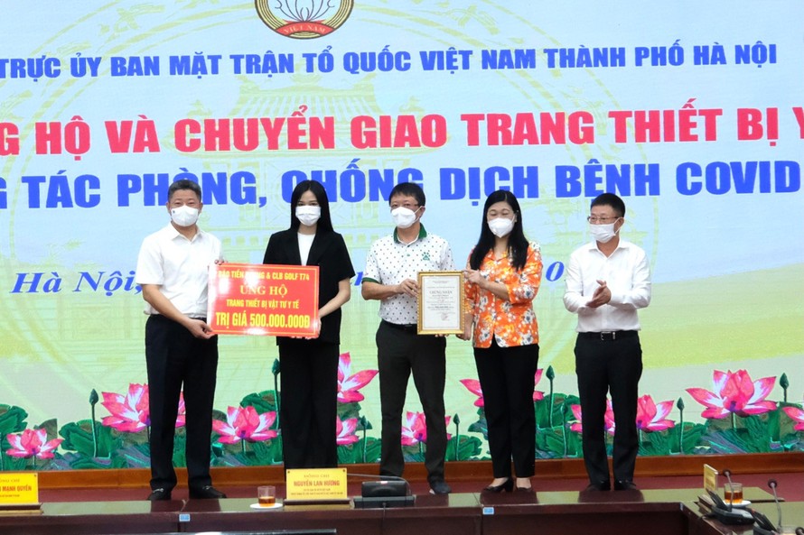 Mua tặng Trung tâm cấp cứu 115 Hà Nội 500 triệu đồng trang thiết bị y tế