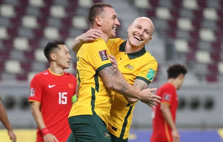 Australia đè bẹp Trung Quốc trước màn đụng độ đội tuyển Việt Nam