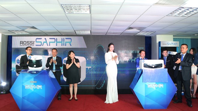 Lễ ra mắt sản phẩm mới Bình nước nóng Rossi Saphir của Tập đoàn Tân Á Đại Thành.