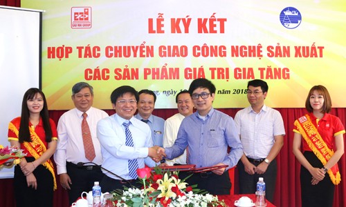 Tập đoàn Sao Mai & Viện Nghiên cứu Hải sản ký kết hợp tác chuyển giao công nghệ sản xuất các sản phẩm giá trị gia tăng con cá tra Việt Nam