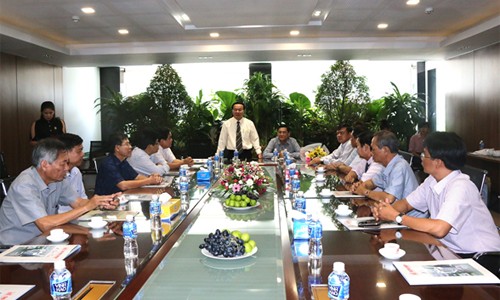 Ông Lê Thanh Thuấn - Chủ tịch Tập đoàn Sao Mai cam kết sớm triển khai 2 dự án NLMT tại tỉnh Bến Tre