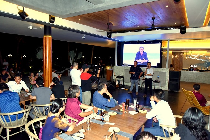 Đông đảo khách hàng tham dự và ấn tượng trước không gian sang trọng, đẳng cấp tại Sailing Club Phu Quoc.