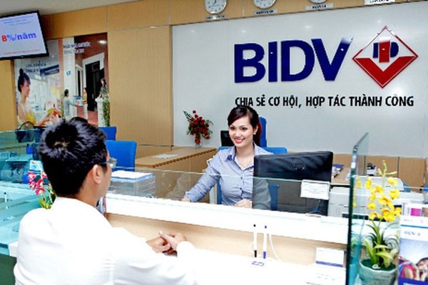 BIDV Thanh Xuân kinh doanh xuất sắc, nhận Huân chương Lao động hạng Ba