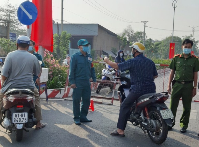 Em trai nhân viên sân bay Tân Sơn Nhất nghi nhiễm COVID-19
