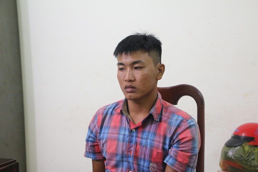 Bắt giữ phụ hồ chuyên cướp giật điện thoại ở Bình Phước