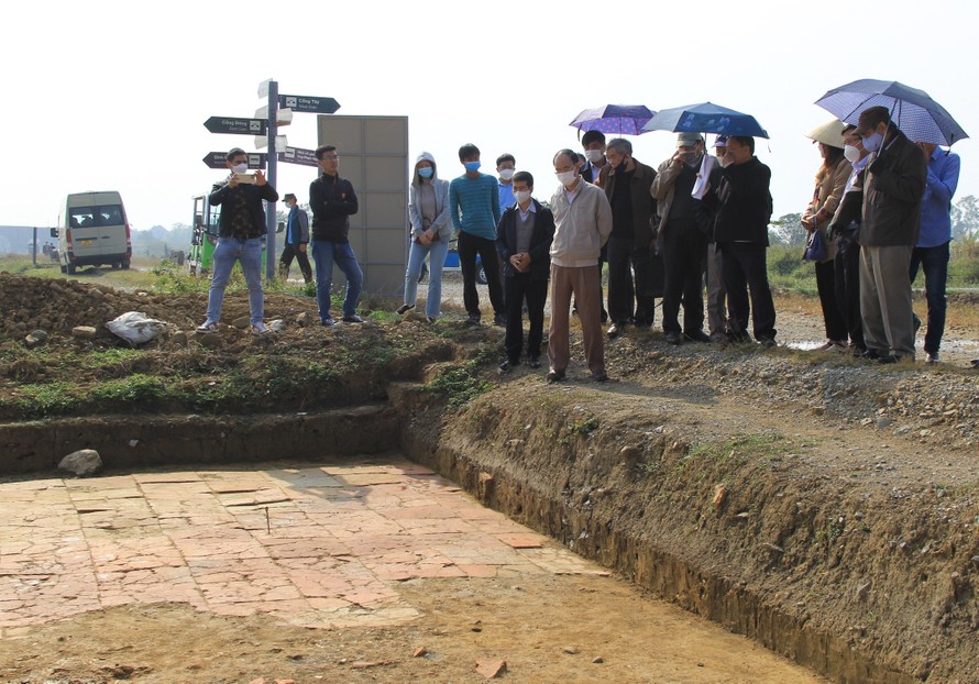 Khai quật khảo cổ Thành Nhà Hồ xuất lộ nhiều dấu tích quan trọng
