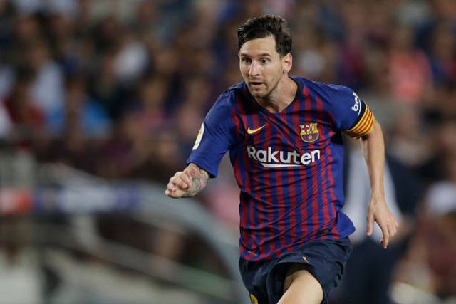 Messi vừa trở thành ngoại binh có số lần ra sân nhiều nhất tại La Liga.