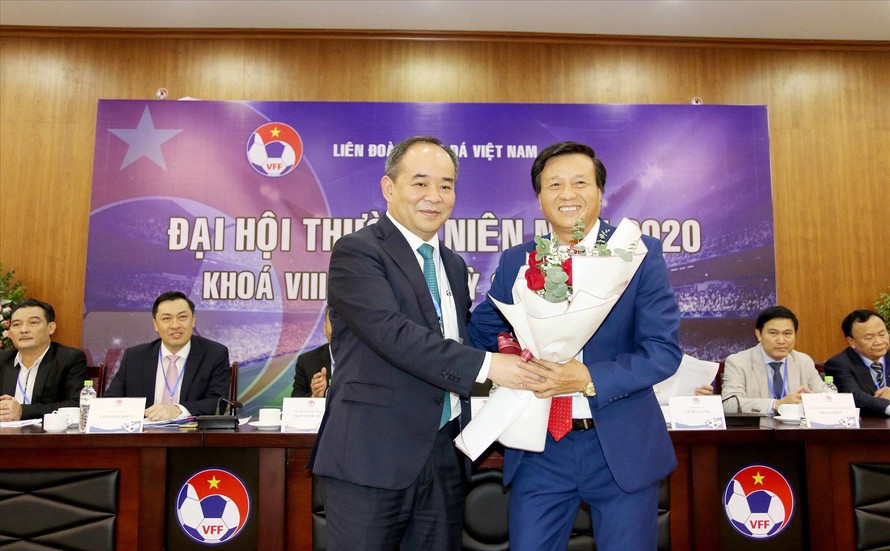 VFF “đặt cược” vào khả năng kiếm tiền của tân Phó chủ tịch Phụ trách tài chính Lê Văn Thành (phải) ảnh: CTV 